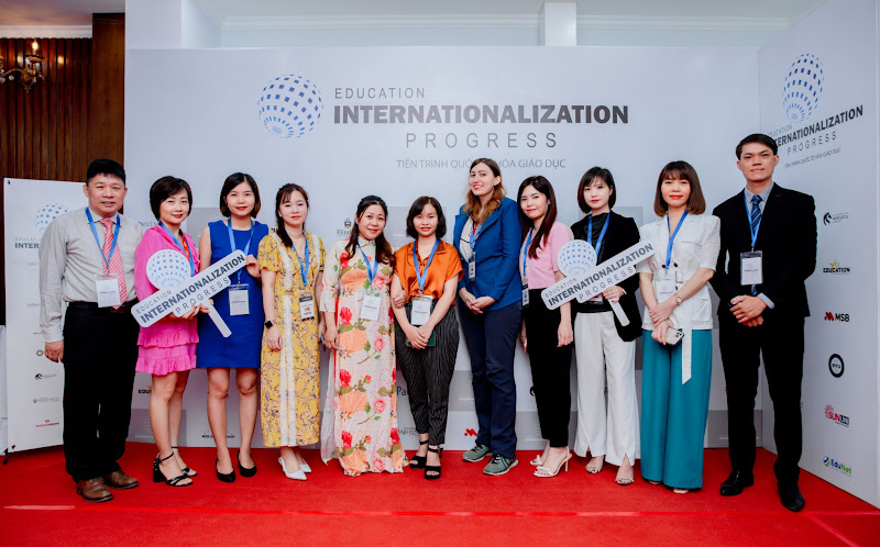 hoc bong s global len toi 60 cho chuong trinh ielts va giao tiep online gia tri len toi 268 ty dong hinh 3