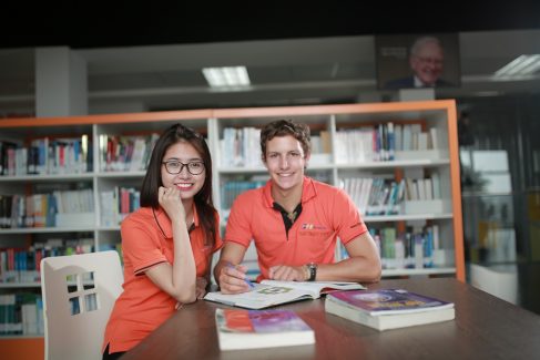 Ngon ngu Anh dai hoc fpt