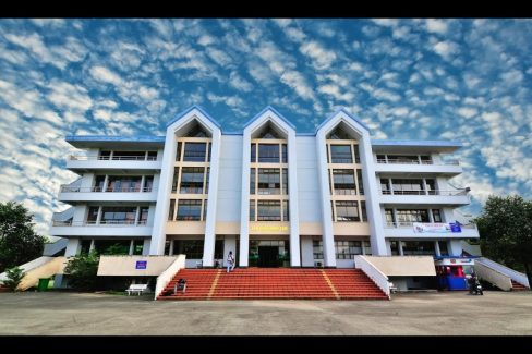 thu vien trung tam dai hoc quoc gia tp ho chi minh 111058