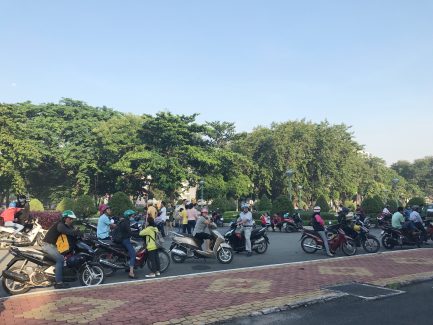 tuyen sinh 3