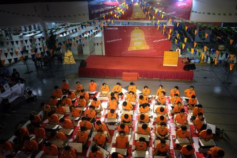 rung chuong vang dh fpt 2017 2