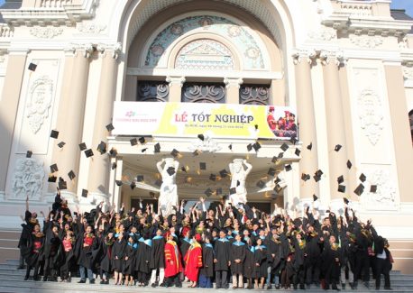 dh fpt tot nghiep hcm18