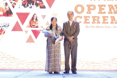 phu huynh ung ho con chon truong dai hoc fpt 1