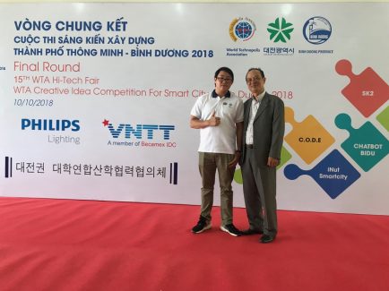eduar sang kien ve giao duc thong minh cua sinh vien dai hoc fpt 2