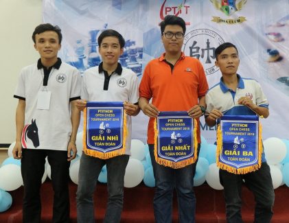 ĐH FPT cuộc thi cờ 3