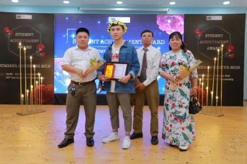 12 le ton vinh