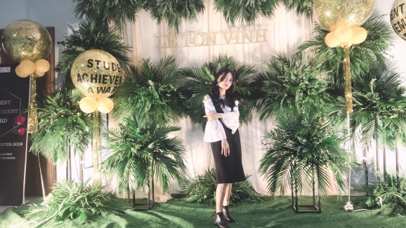 13 le ton vinh