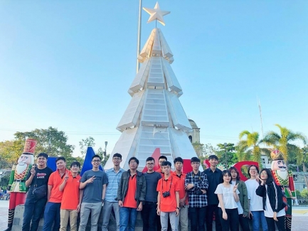 Sinh viên Đại học FPT tham gia một học kỳ tiếng Anh Summit 2 ở nước ngoài