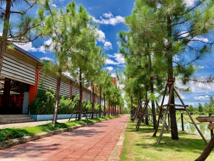resort hola