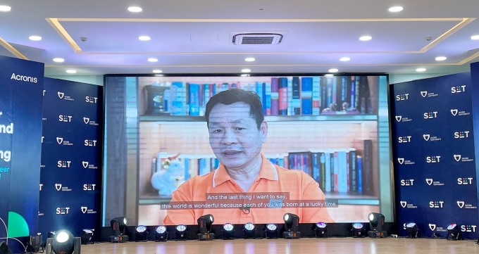 Chủ tịch FPT Trương Gia Bình phát biểu trực tuyến