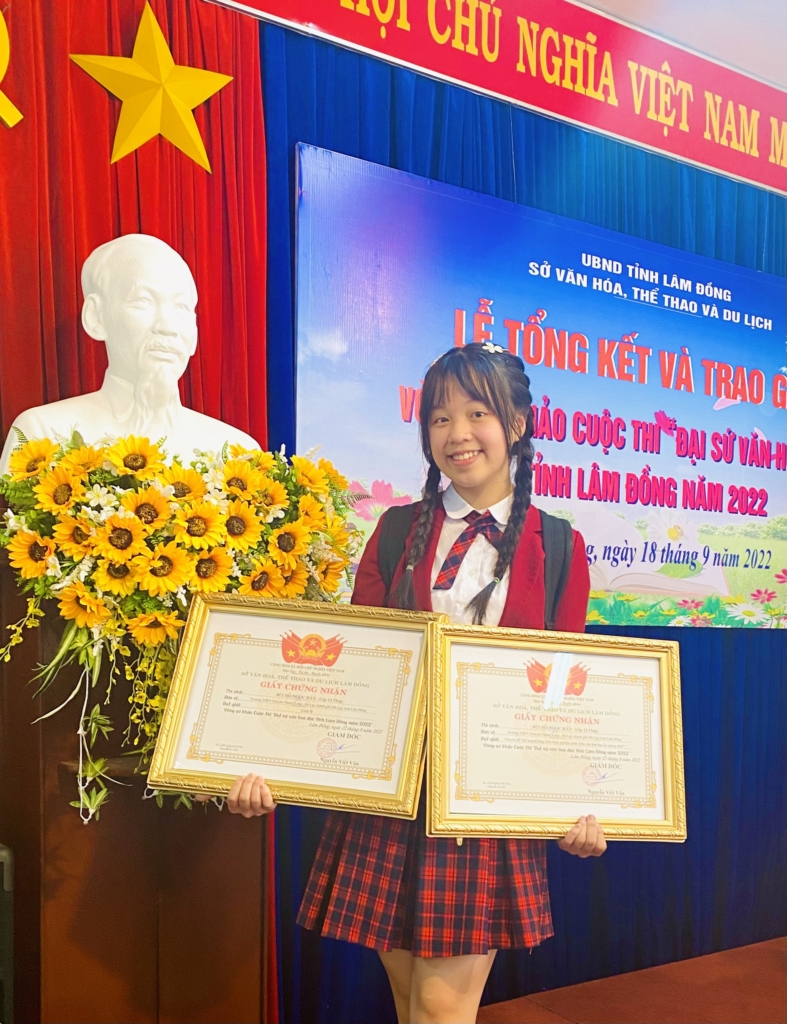 Ngoc han chinh phuc hoc bong FPTU Scholarship 1000