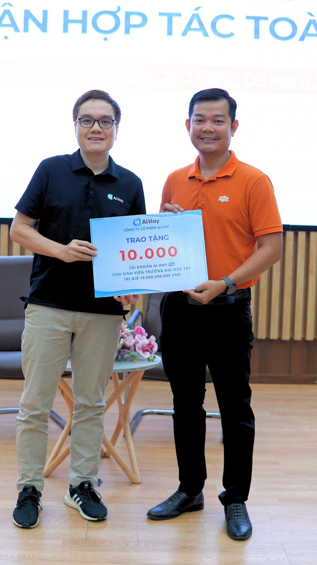 Standee web 1080x1920 1