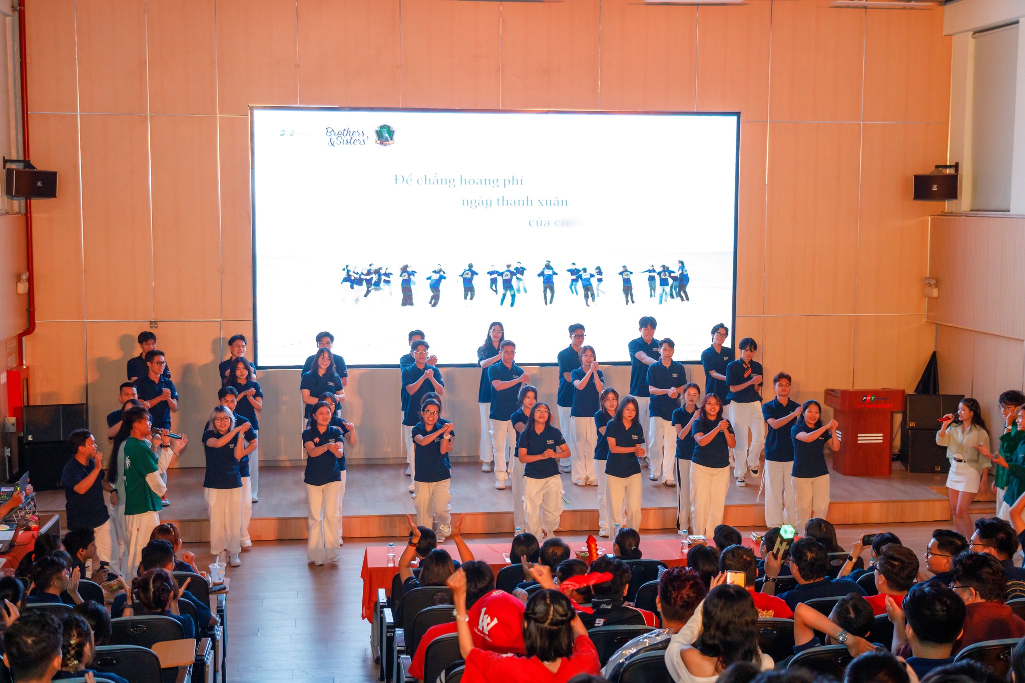 537942490 1211065171059031 3449414888052659926 n