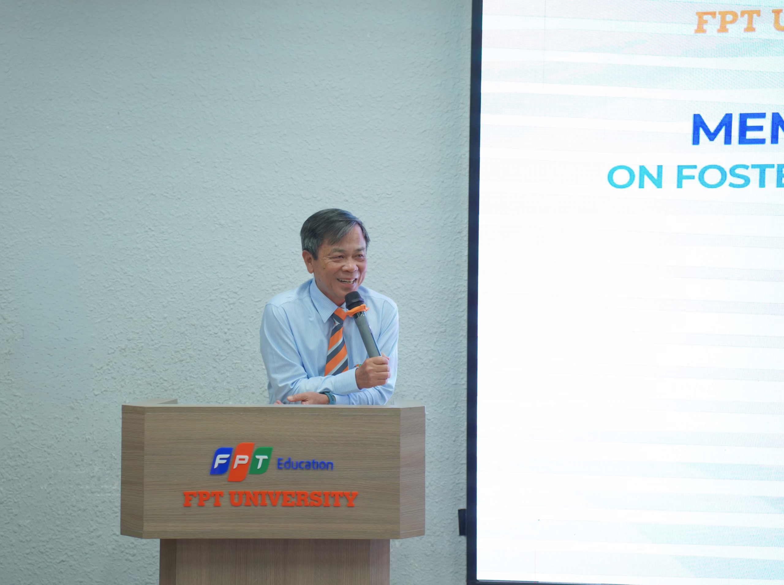 TS. Trần Ngọc Tuấn đã có những chia sẻ về tinh thần của Trường ĐH FPT với bộ môn Khởi nghiệp. 