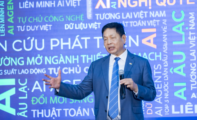 Ông Trương Gia Bình - Chủ tịch HĐQT Tập đoàn FPT phát biểu tại buổi lễ