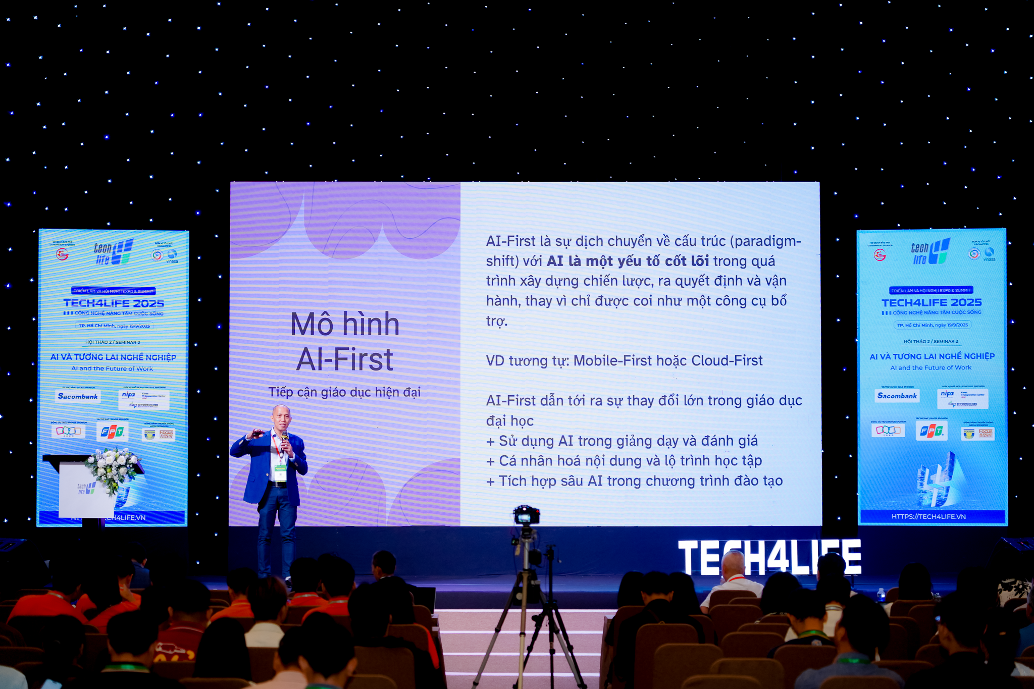 Hội thảo “AI và tương lai nghề nghiệp” do Trường Đại học FPT đồng tổ chức đã diễn ra thành công