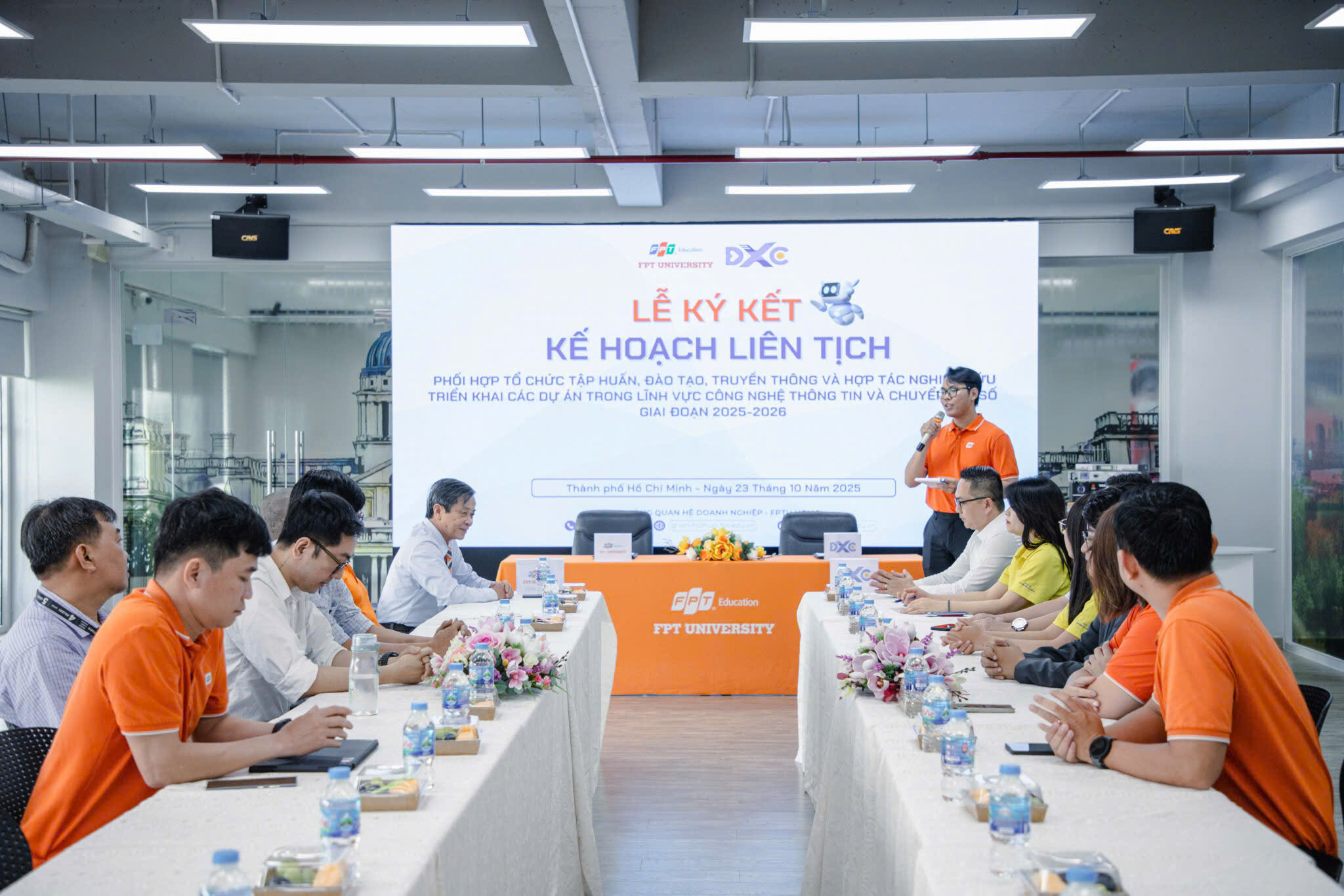 Trường Đại học FPT và Trung tâm Chuyển đổi số Thành phố Hồ Chí Minh chính thức ký kết kế hoạch liên tịch