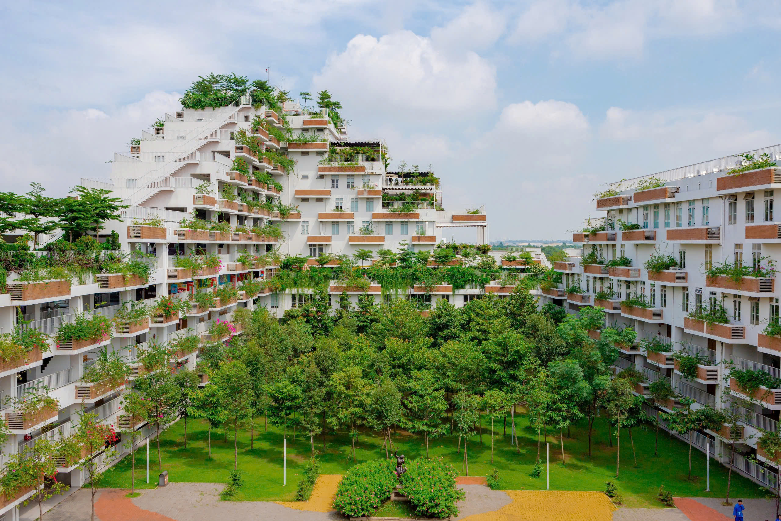 z7191555911871 bb8e7f9af2881c0922a4ca88ac4a010a Khuôn viên nơi sẽ diễn ra Hội nghị khoa học quốc tế MEDES 2025