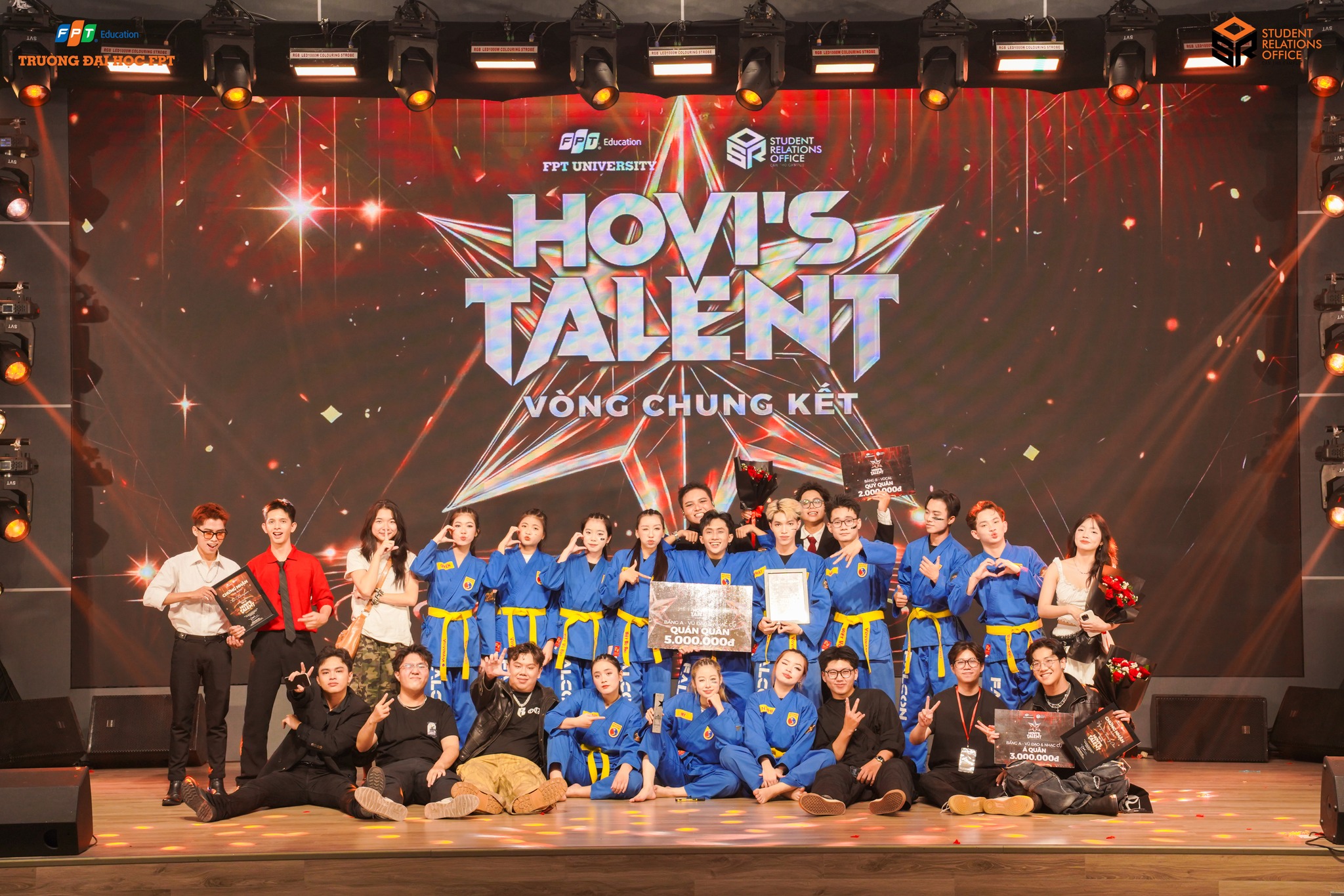 Phát triển toàn diện kỹ năng và tư duy