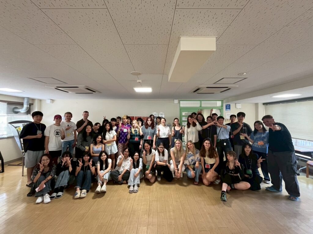 sinh-vien-dh-fpt-nhan-hoc-bong-jasso-2