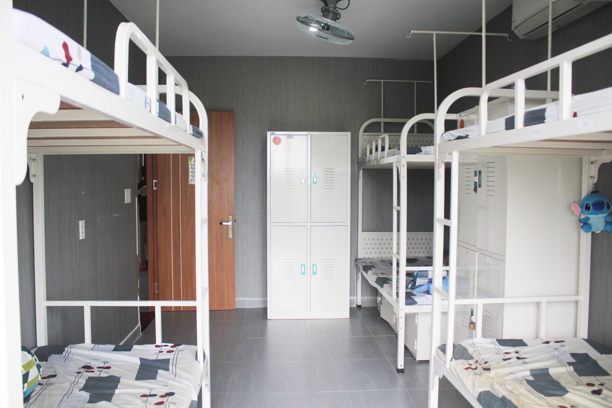 Ký túc xá & Canteen