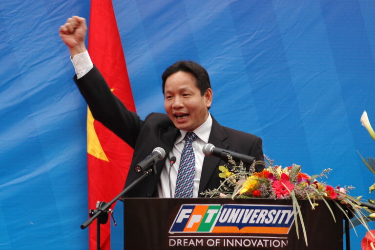 Thông báo: Đại học FPT triển khai học từ xa