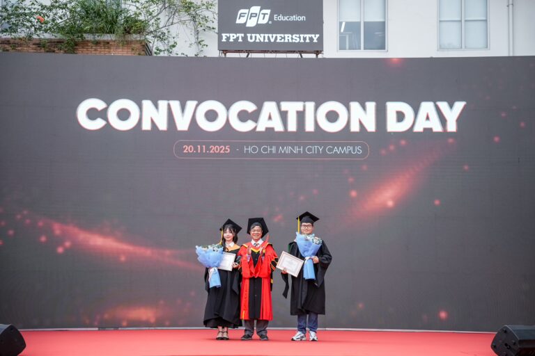 Từ chối hai trường top đầu, thủ khoa FPTU chọn lối đi riêng và cán đích tại FPT Software AI Center