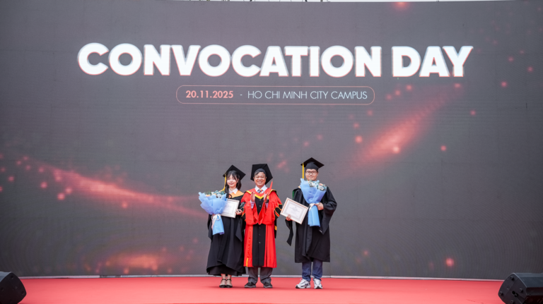 Thủ khoa đầu ra ngành Công nghệ thông tin: Bỏ qua 2 trường top đầu, chọn FPTU và trở thành kỹ sư tại trung tâm AI “triệu đô”