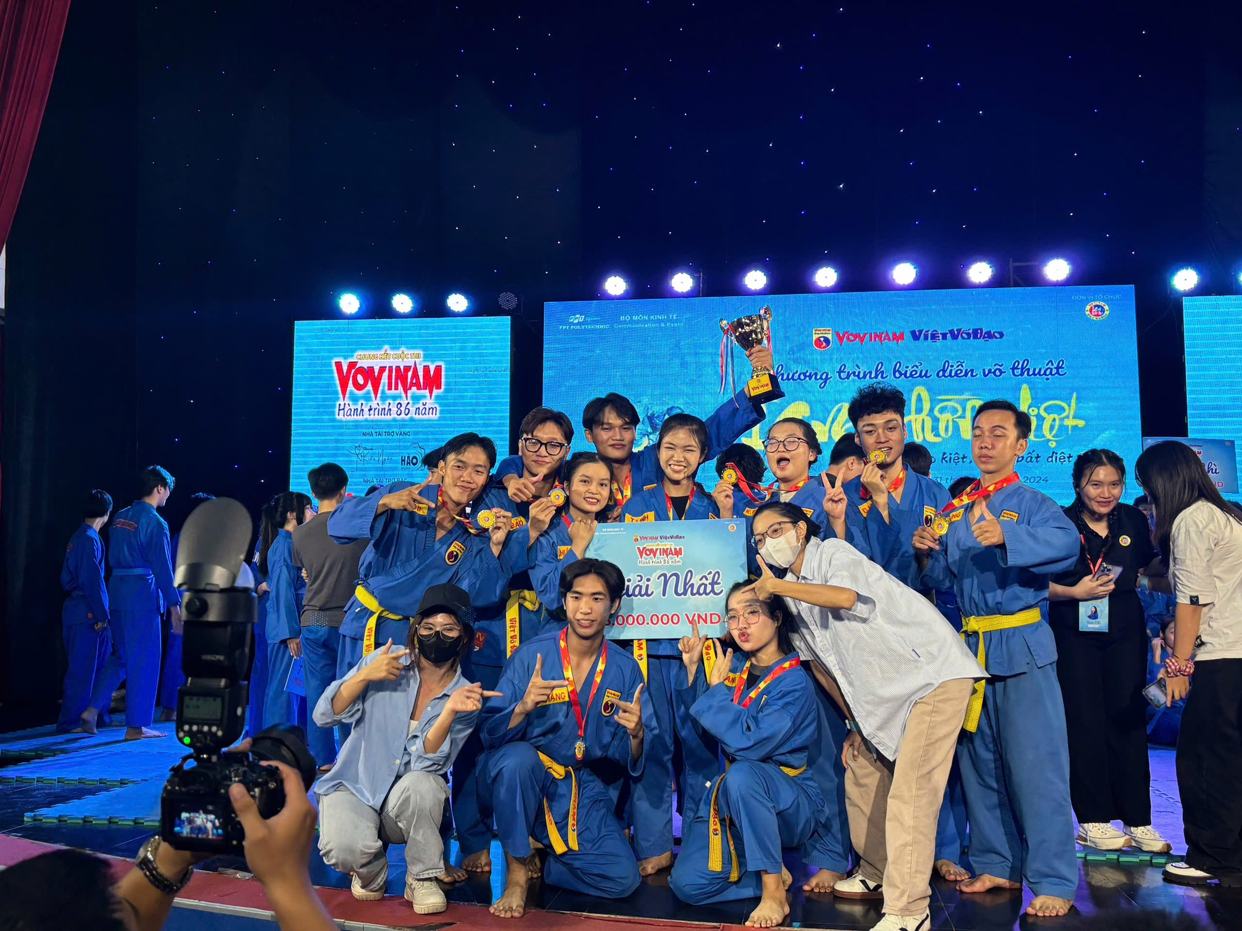 IMG 0263 Đội của Hoàng Anh giành Giải Nhất cuộc thi “Vovinam – Hành trình 86 năm” trong khuôn khổ Chương trình biểu diễn võ thuật Lam hồn Việt