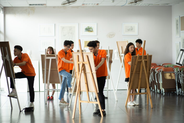 Sinh viên Đại học FPT chia sẻ cách chọn ngành học