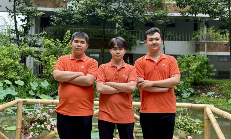 Sinh viên Trường Đại học FPT giành giải Nhất tại Cuộc thi Olympic mật mã quốc tế NSUCRYPTO 2025 