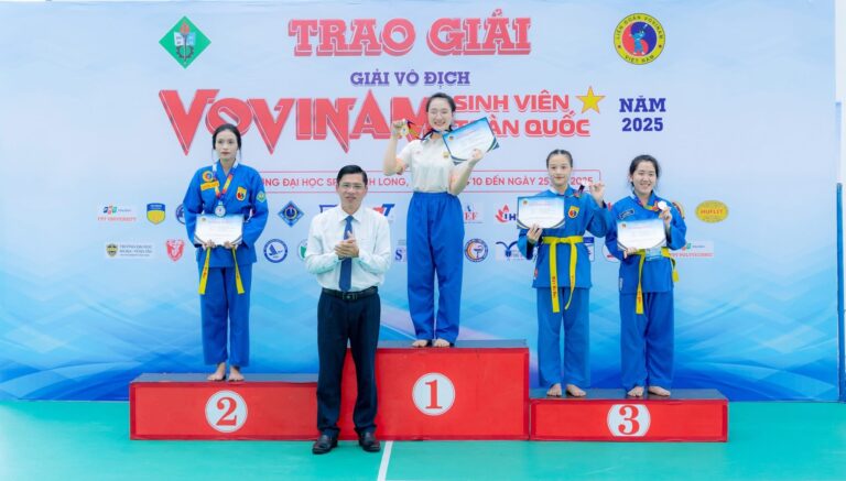 Nữ sinh FPTU ghi dấu ấn với loạt huy chương Vàng, Bạc bộ môn võ thuật Vovinam