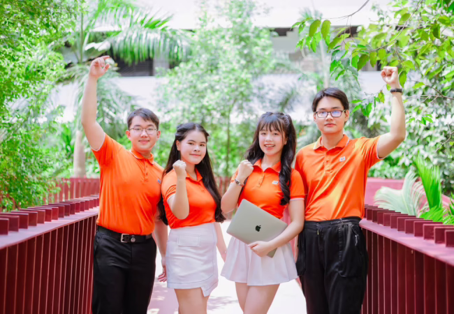 Tieng-anh-thuong-mai-lam-gi-2 image (4)