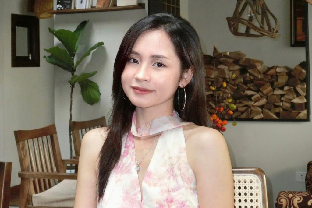 Nguyễn Thị Việt Thư