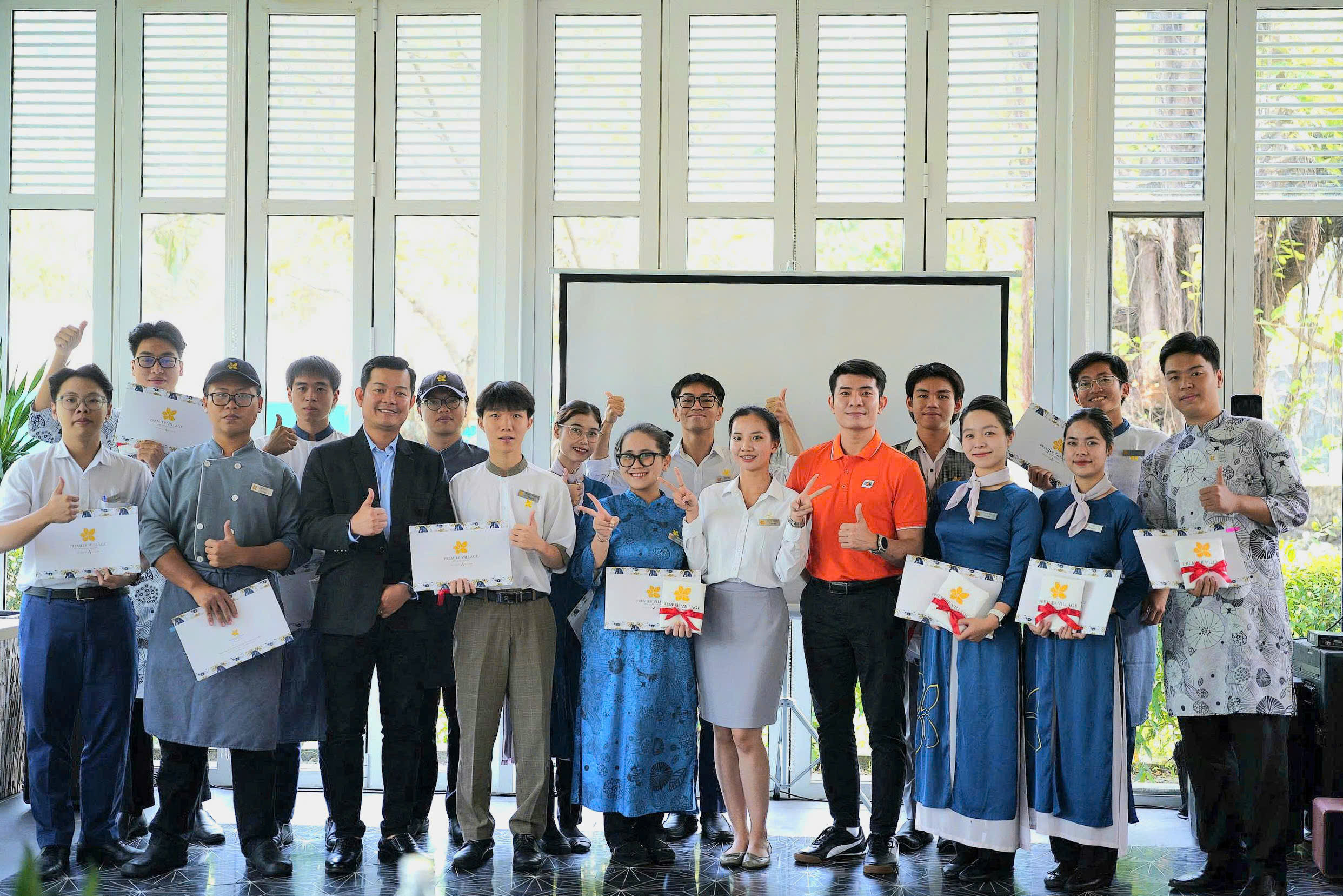 z7347150022876 f11ba8aed79961f038aab66a9afbf14f Việc hợp tác lần này tạo điều kiện để sinh viên FPTU được trực tiếp làm việc, trải nghiệm môi trường doanh nghiệp thực tế ngay từ khi còn ngồi trên ghế nhà trường