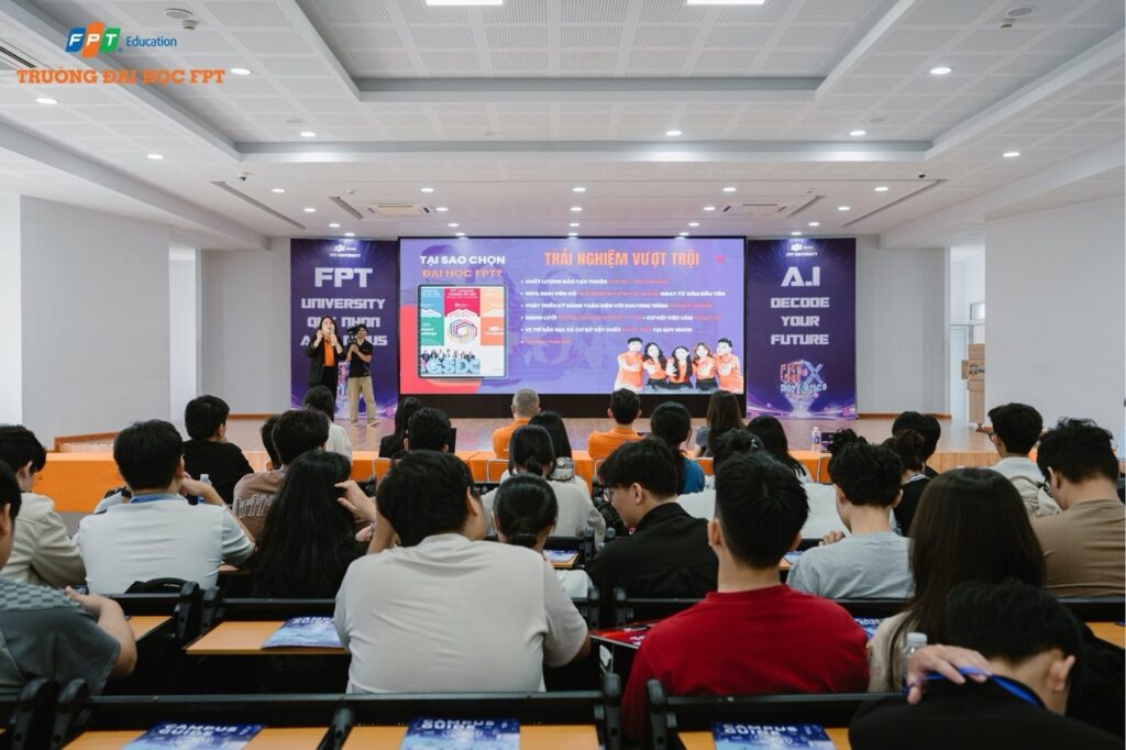 Hội thảo, talkshow hướng nghiệp cho phụ huynh và học sinh