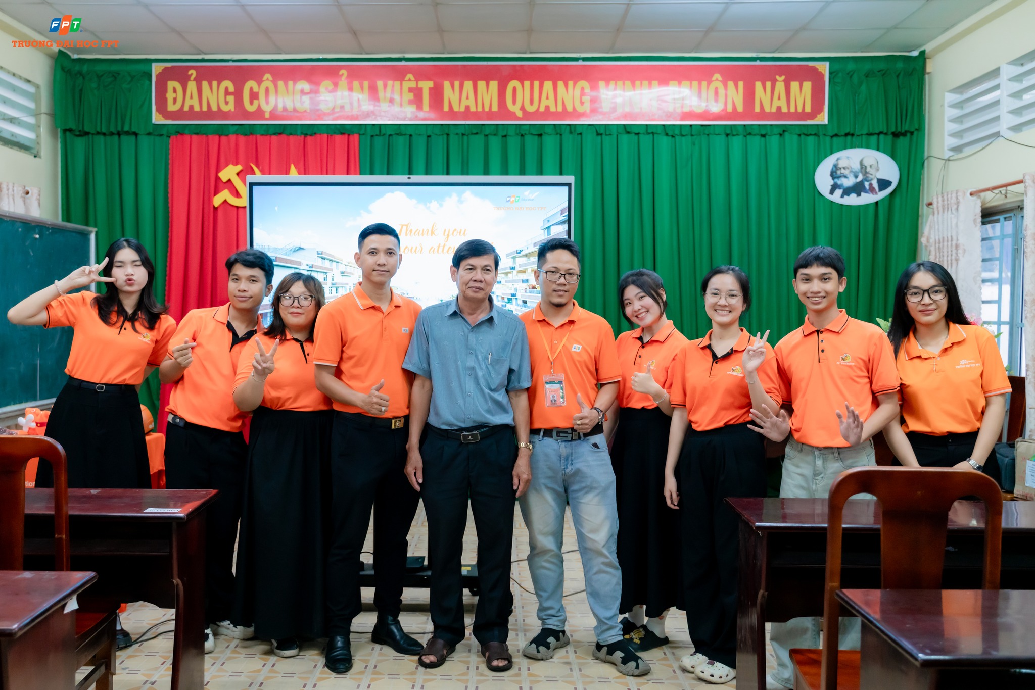 truong-dai-hoc-fpt-huong-dan-ung-dung-ai-vao-giang-day-5