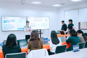 Nhóm đồ án tốt nghiệp “Quiz It, Not Quit It” nhấn mạnh vai trò của người học: trở thành người tạo ra các câu hỏi cho những kiến thức, vấn đề.