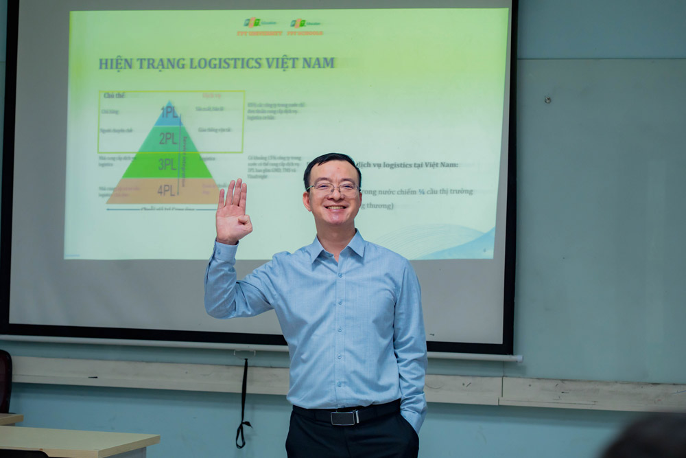 ngay-hoi-giao-duc-huong-nghiep-truong-dai-hoc-fpt-co-so-ha-noi