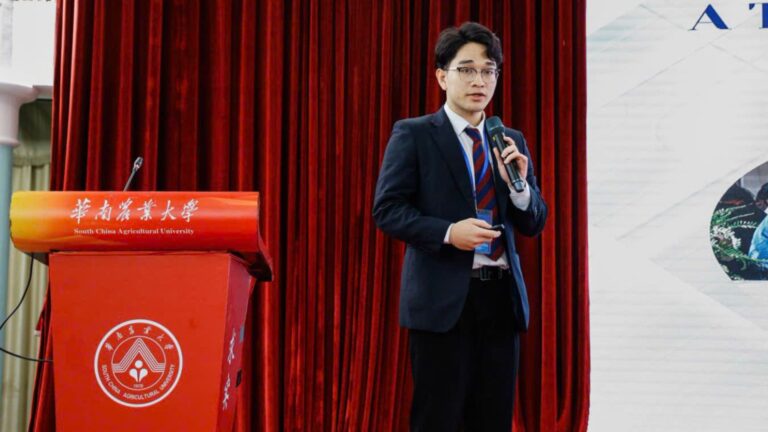 Sinh viên Trường Đại học FPT đạt giải tại hội thảo quốc tế ICIEAI 2025 với báo cáo xuất sắc