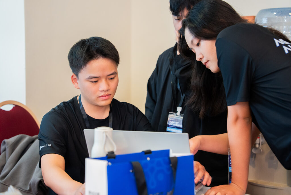 Nữ sinh FPTU theo đuổi khoa học dữ liệu, vượt định kiến “ngành của con trai” 3 DSC03874