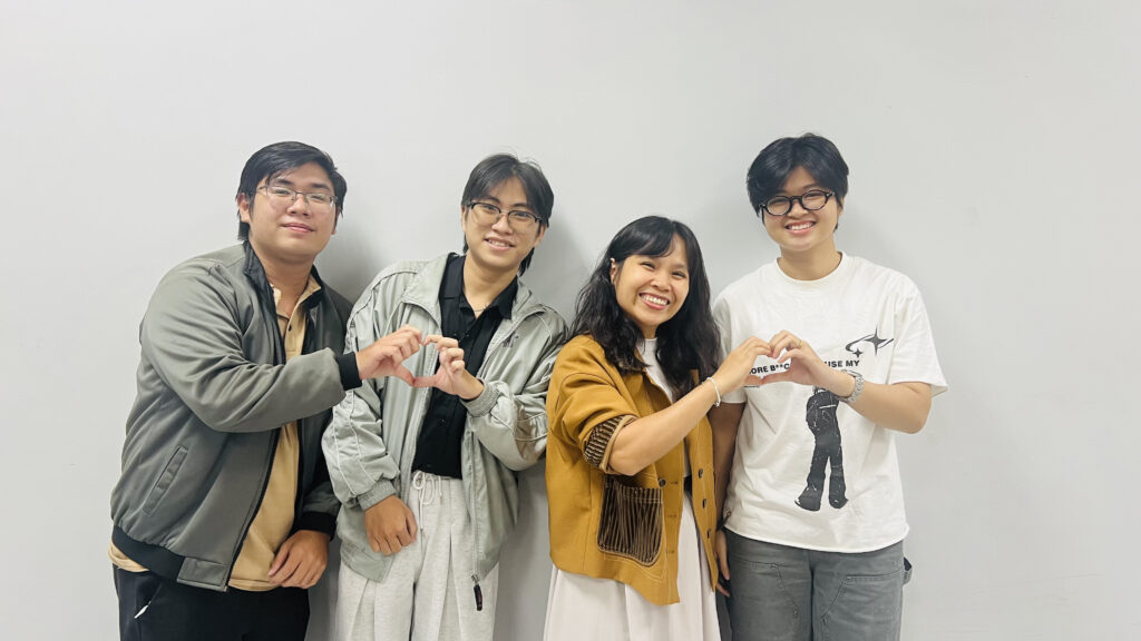 Cô Thu Chung vừa là người thầy, vừa là người bạn gần gũi với sinh viên.