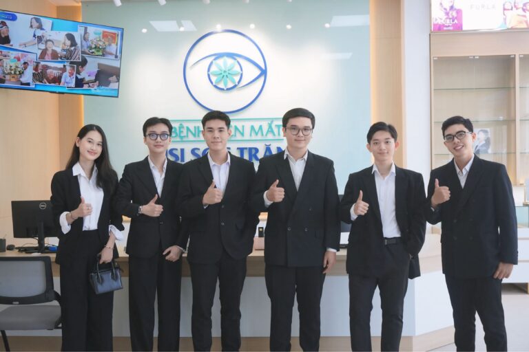 Ứng dụng AI mô phỏng bệnh lý nhãn khoa của sinh viên được đưa vào bệnh viện