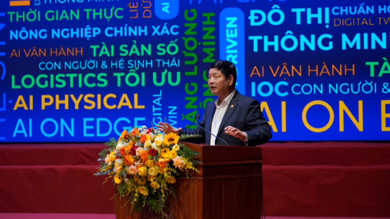 chu tich tap doan fpt