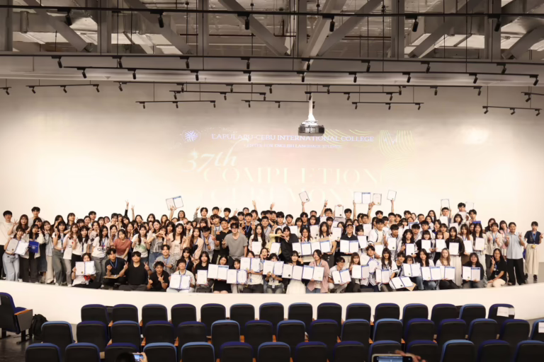 Nữ sinh Đại học FPT tự tin bước ra thế giới với học kỳ trao đổi quốc tế tại Philippines