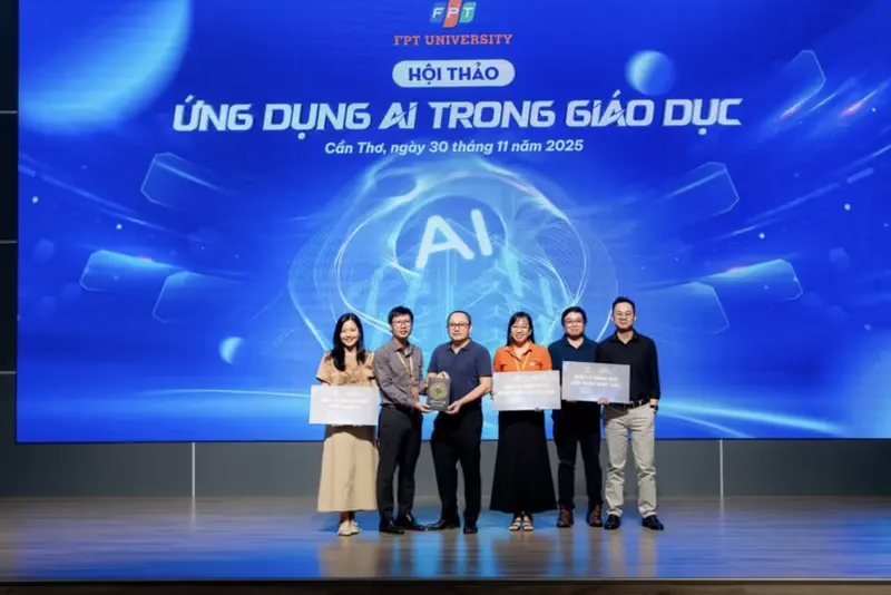 Tổ hợp A00 gồm những môn nào? Chinh phục khối thi hot nhất 2026 1 Hội thảo “Ứng dụng AI trong giáo dục” tại Trường Đại học FPT phân hiệu Cần Thơ., minh chứng cho định hướng đào tạo Công nghệ thông tin gắn với công nghệ mới như AI.