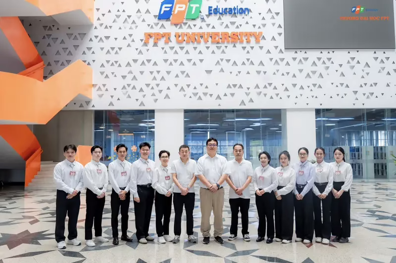 C03 là tổ hợp môn gì? Môn thi và các nhóm ngành phổ biến 2 Từ giảng đường đến doanh nghiệp: Sinh viên Trường Đại học FPT Campus Cần Thơ sẵn sàng làm việc thực tế ngay từ năm 3 với học kỳ OJT