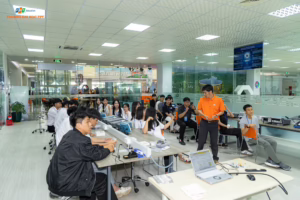 2K8 “chạm ngõ” Đại học tại FPTU Quy Nhơn A.I Campus – Trải nghiệm thật, định hướng thật 3 z7631728455999 e4d4eaae5bd2bc23a1eac69d4ebab029