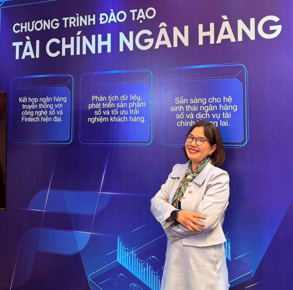 Giảng viên FPTU trở thành Chánh Văn phòng Hiệp hội Thị trường Trái phiếu Việt Nam 1 z7659589536206 f475b55b636732af186c318bd6a7936a