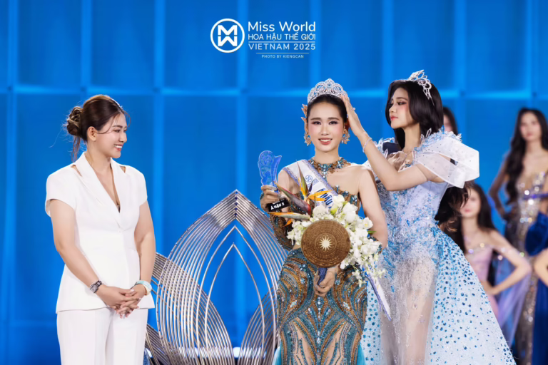 Hành trình từ Hoa khôi Trường Đại học FPT cơ sở Đà Nẵng đến danh hiệu Á hậu 2 Miss World Vietnam 2025